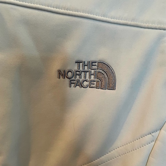 White The North Face Apex Jacket - Picture 2 of 10